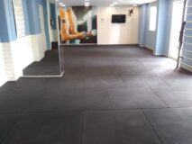 Piso de borracha em placas – para academias/playground